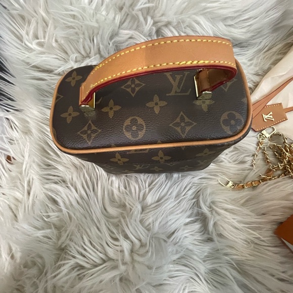 COPY - LV travel case or purse - Picture 1 of 6